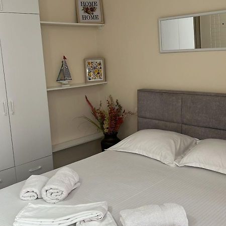 Urban Retreat Apartments Tirana Exteriör bild