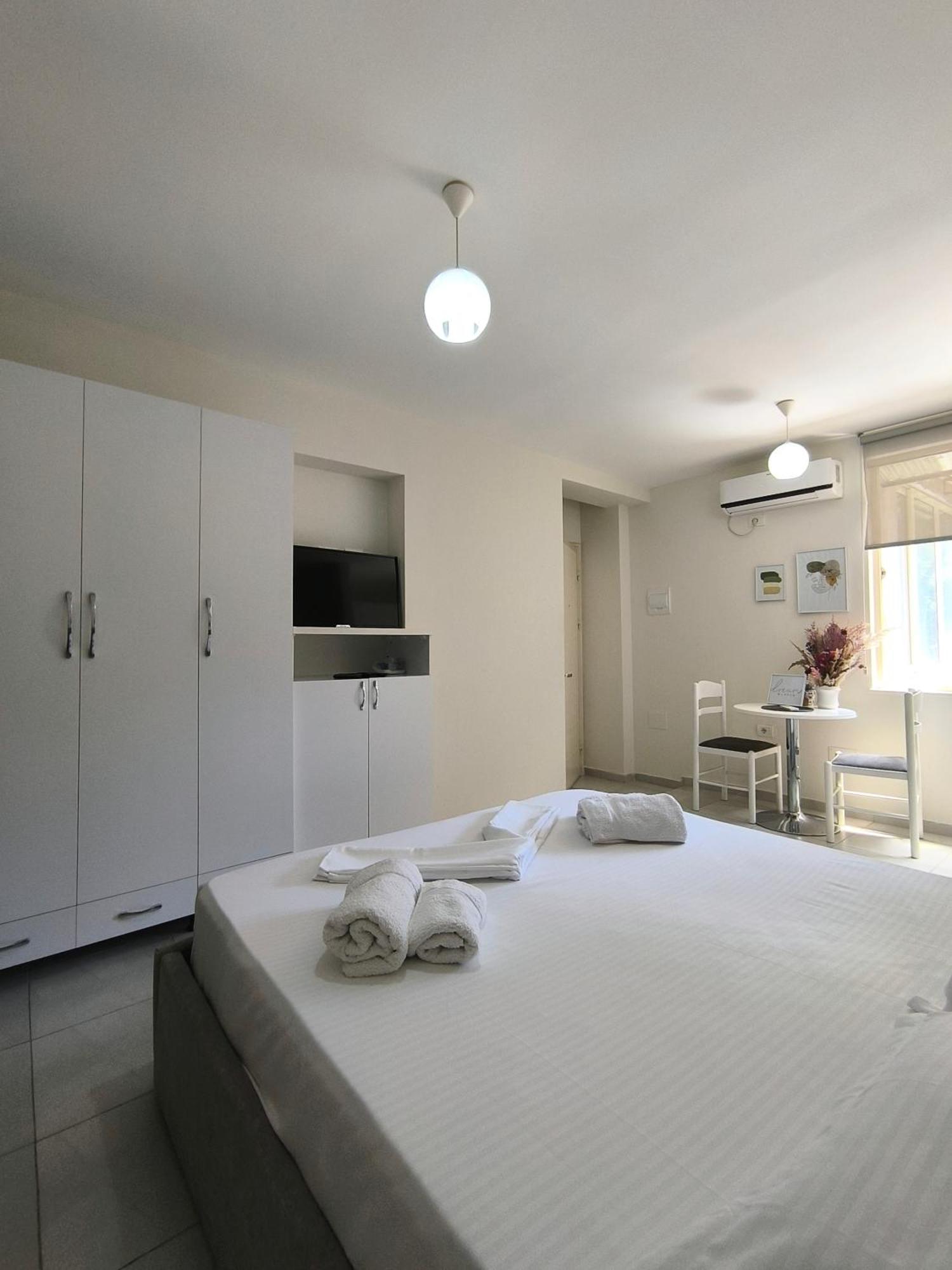 Urban Retreat Apartments Tirana Exteriör bild